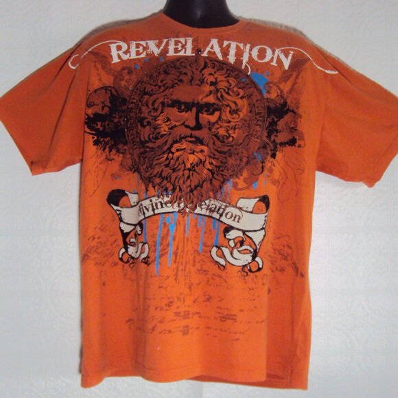 T-Shirt- Unique Graphics. - Picture 2 of 10